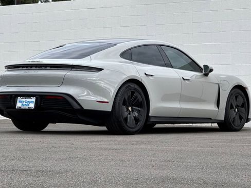 Used 2021 Porsche Taycan 4S AWD/4WD image 7