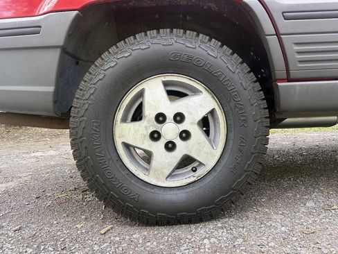 Used 1995 Jeep Grand Cherokee Laredo AWD/4WD image 15