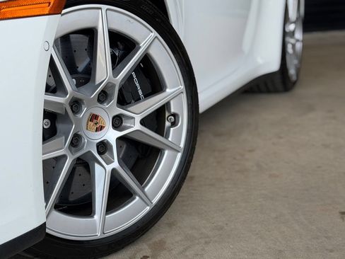 Used 2025 Porsche 911 Carrera S RWD image 6