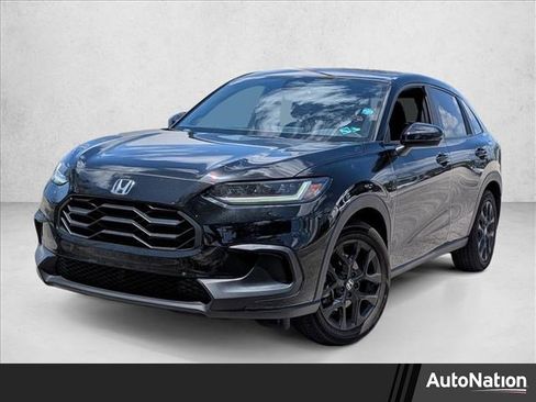 Used 2025 Honda HR-V Sport image 1