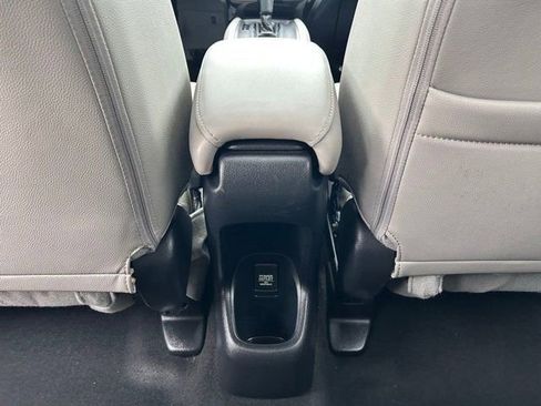 Used 2019 Honda HR-V EX-L image 12