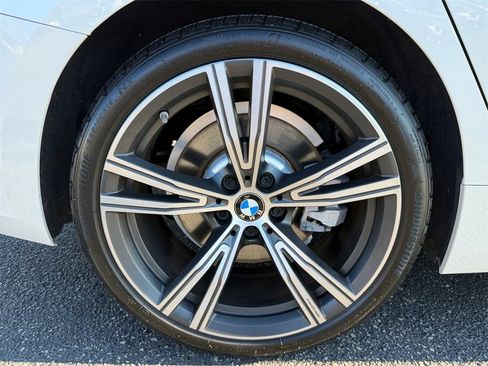 Used 2020 BMW 330i xDrive Sedan w/ Premium Package image 17