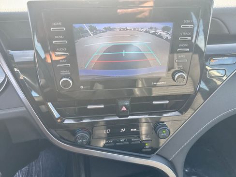 Used 2021 Toyota Camry SE FWD image 35