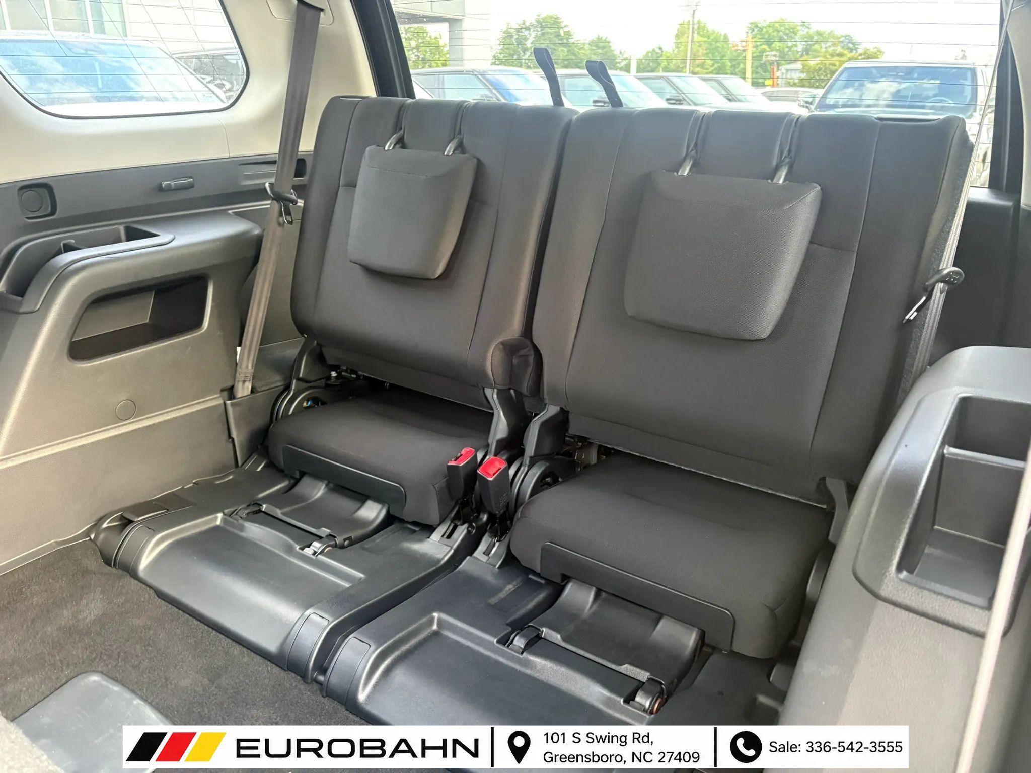 Used 2015 Toyota 4Runner SR5 AWD/4WD image 10
