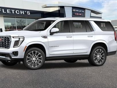 New 2026 GMC Yukon Denali w/ Sun & Power Step Package