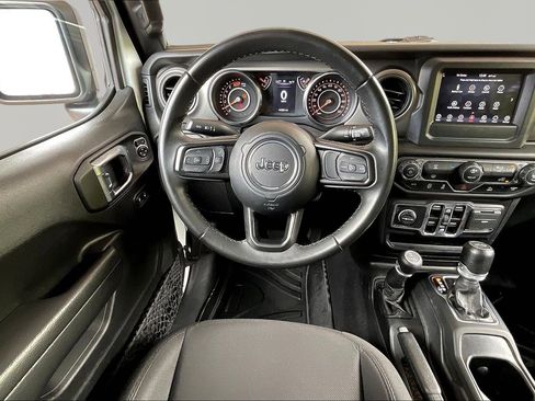 Used 2022 Jeep Wrangler Unlimited Sport AWD/4WD image 8