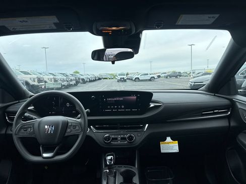 New 2026 Buick Envista Preferred FWD image 30