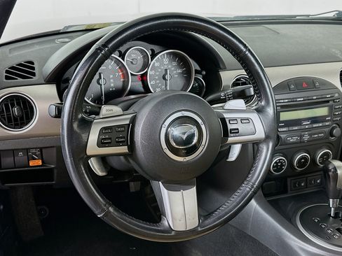 Used 2012 MAZDA MX-5 Miata Grand Touring w/ Premium Pkg image 16