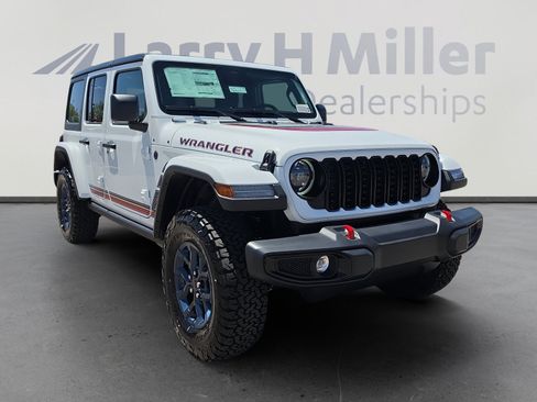 New 2026 Jeep Wrangler Unlimited Sport w/ Dual Top Group AWD/4WD image 7