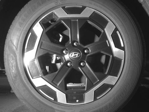 Used 2025 Hyundai Santa Fe SEL image 15