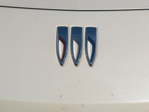 Used 2024 Buick Envista Avenir image 14