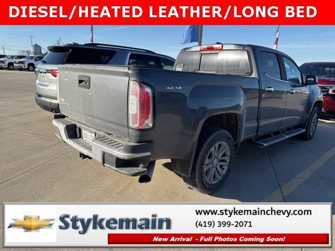 Used 2017 GMC Canyon SLT w/ Driver Alert Package image 2