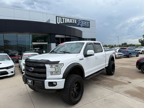 Used 2015 Ford F150 Lariat w/ Equipment Group 502A Luxury AWD/4WD image 1