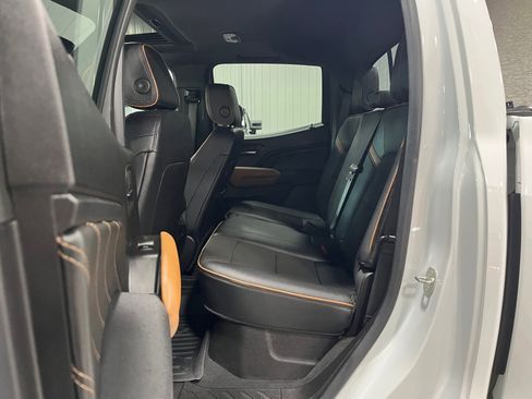 Certified 2023 GMC Canyon AT4 image 11