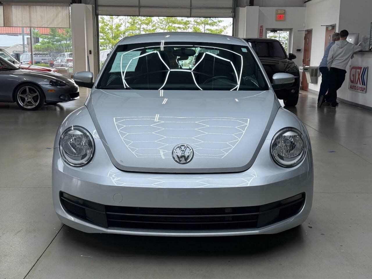 Used 2012 Volkswagen Beetle 2.5 FWD image 6