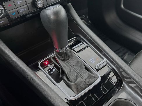 Used 2024 Jeep Compass Latitude image 16