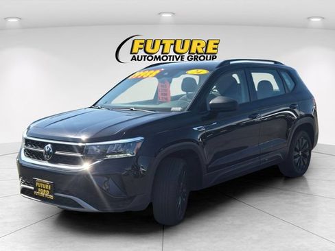 Used 2024 Volkswagen Taos S FWD image 8