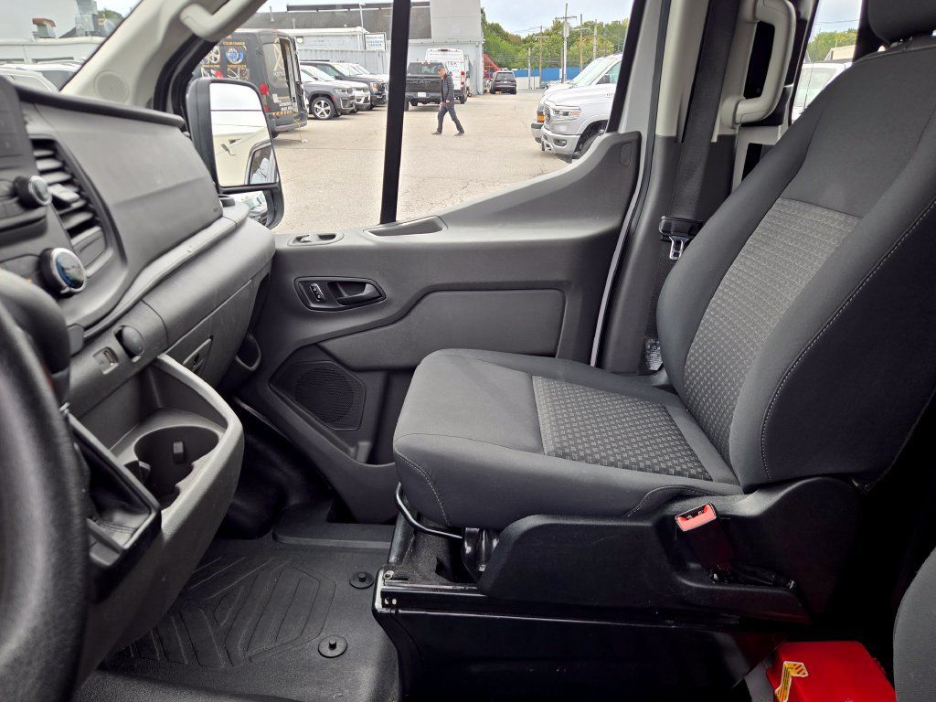 Used 2025 Ford Transit 250 Low Roof w/ Exterior Upgrade Package RWD image 14