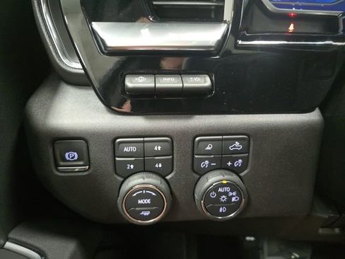 New 2025 Chevrolet Silverado 2500 LTZ w/ LTZ Premium Package image 19