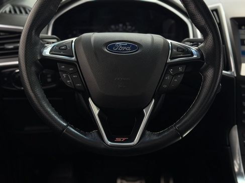 Used 2019 Ford Edge ST AWD/4WD image 14