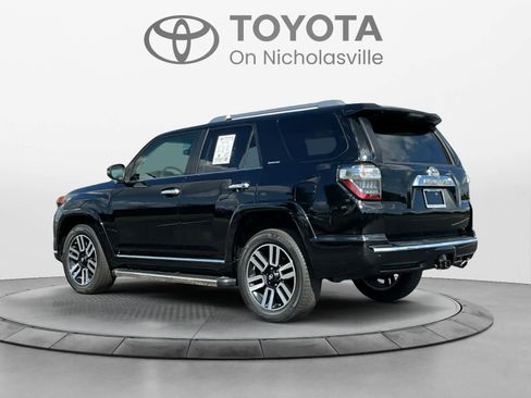 Used 2018 Toyota 4Runner Limited AWD/4WD image 3