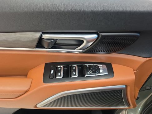 Certified 2025 Kia Telluride EX X-Line AWD/4WD image 17