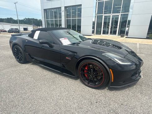 Used 2017 Chevrolet Corvette Grand Sport RWD image 2