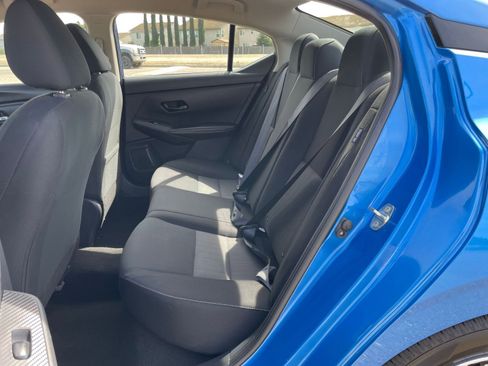 Used 2025 Nissan Sentra SV image 24