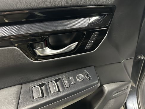 Used 2024 Honda CR-V EX-L image 17