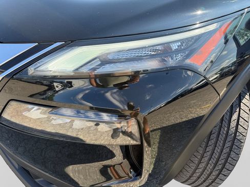 Used 2021 Nissan Rogue S AWD/4WD image 23