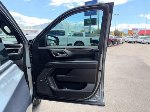 Used 2022 Chevrolet Tahoe Z71 AWD/4WD image 11