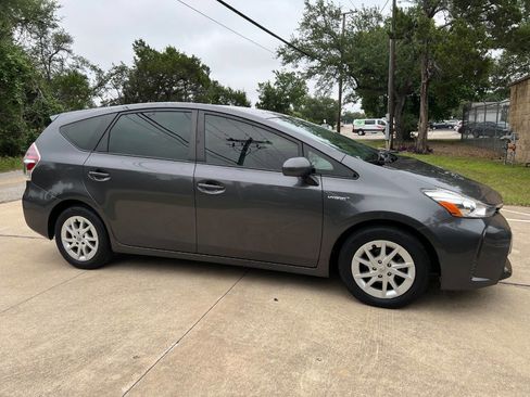 Used 2015 Toyota Prius V Two FWD image 19