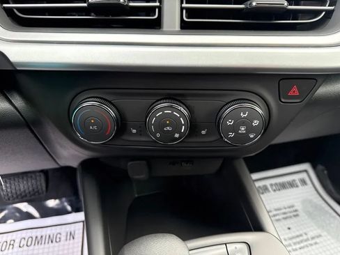 New 2026 Chevrolet Trax LS w/ LS Convenience Package FWD image 23