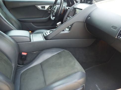 Used 2017 Jaguar F-TYPE S AWD/4WD image 21
