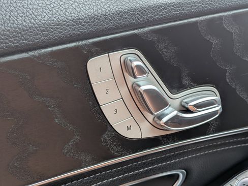 Used 2016 Mercedes-Benz C 300 Sedan image 21