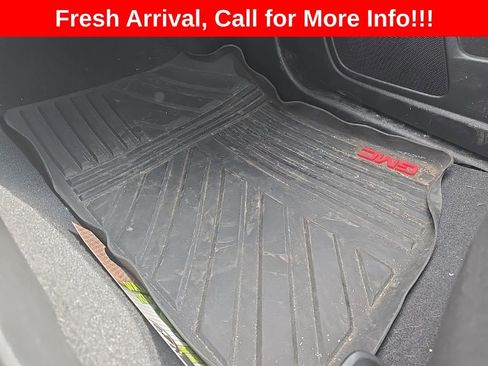 Used 2019 GMC Canyon SLE image 7