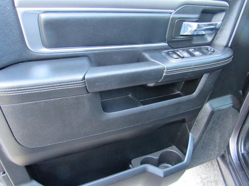 Used 2021 RAM 1500 Classic Warlock w/ Electronics Group AWD/4WD image 16