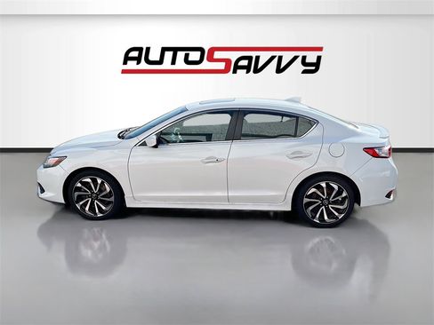Used 2018 Acura ILX w/ Special Edition Package image 4