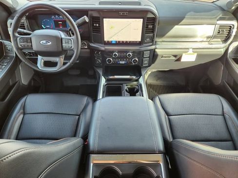 Used 2025 Ford F350 Lariat AWD/4WD image 28