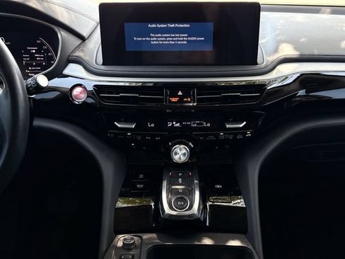 Certified 2025 Acura MDX FWD w/ Technology Package image 17