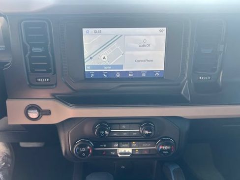 Used 2023 Ford Bronco Wildtrak AWD/4WD image 9