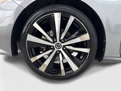 Used 2022 Nissan Altima 2.5 SR FWD image 48