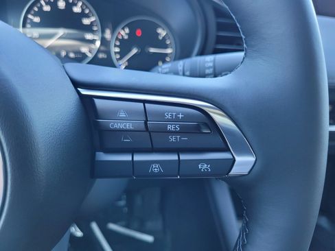 New 2026 MAZDA MAZDA3 Hatchback w/Premium Plus Pkg image 31