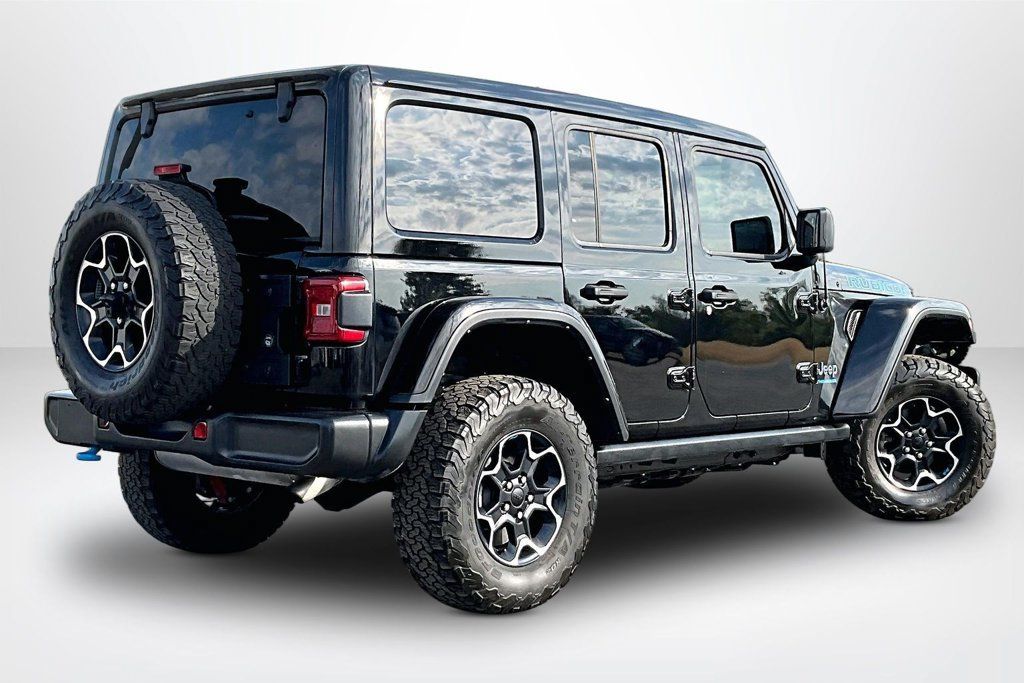 Used 2023 Jeep Wrangler Unlimited Rubicon 4xe w/ Cold Weather Group AWD/4WD image 6