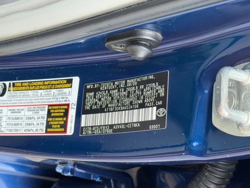 Used 2010 Toyota Camry image 38