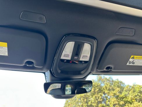 New 2026 Volvo XC60 T8 Polestar image 16