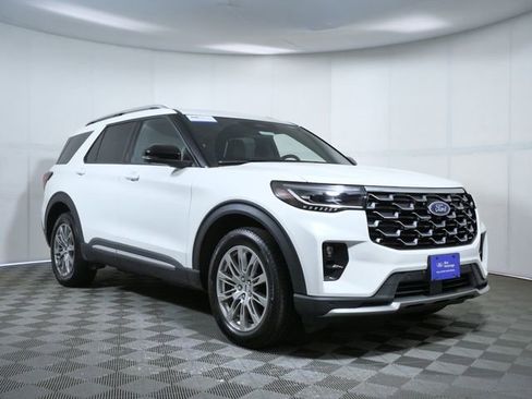 Certified 2025 Ford Explorer Platinum AWD/4WD image 1