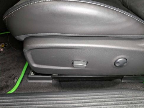 Used 2023 Dodge Challenger R/T Scat Pack image 37