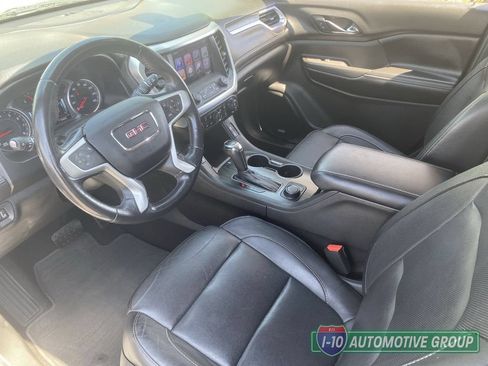 Used 2017 GMC Acadia SLT FWD image 17