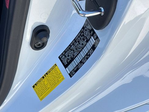 Certified 2022 Lexus LC 500 Convertible w/ Touring Package image 19